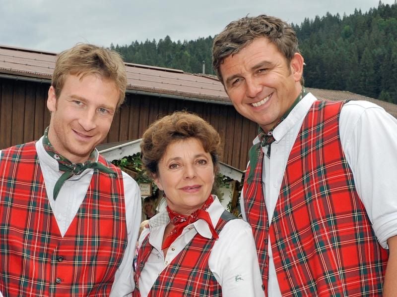Monika Baumgartner mit Heiko Ruprecht und Hans Sigl (r). Foto: Ursula Düren