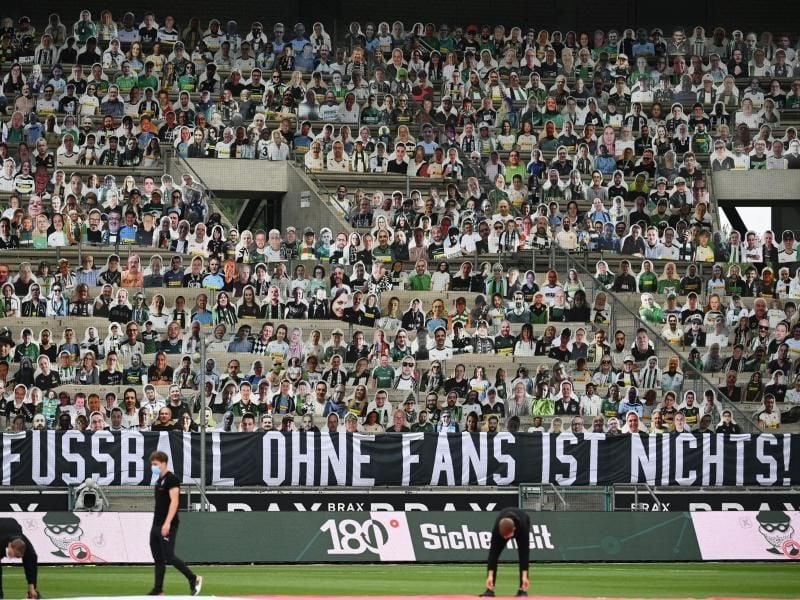 Die Rückkehr der Fans in deutsche Fußball-Stadien wird derzeit heiß debattiert. Foto: Federico Gambarini/dpa-Pool/dpa