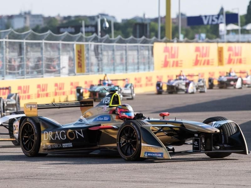 Jean-Eric Vergne vom Team Techeetah konnte sich vorzeitig den Titel in der Formel E sichern. Feld. Foto: Bernd von Jutrczenka