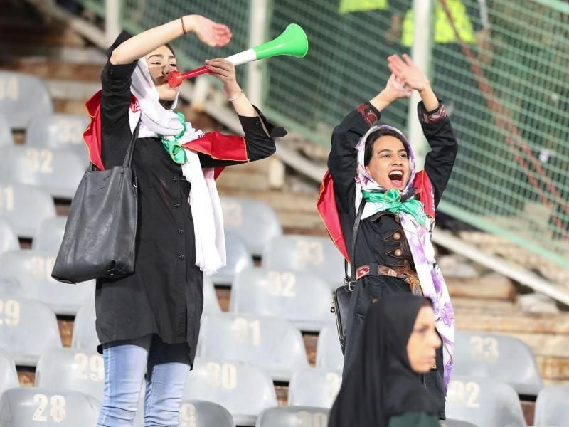 Irans Geistlichkeit meint, dass es für Frauen „eine Sünde sei, halbnackten Männern beim Spielen zuzuschauen.” Foto: Saeid Zareian