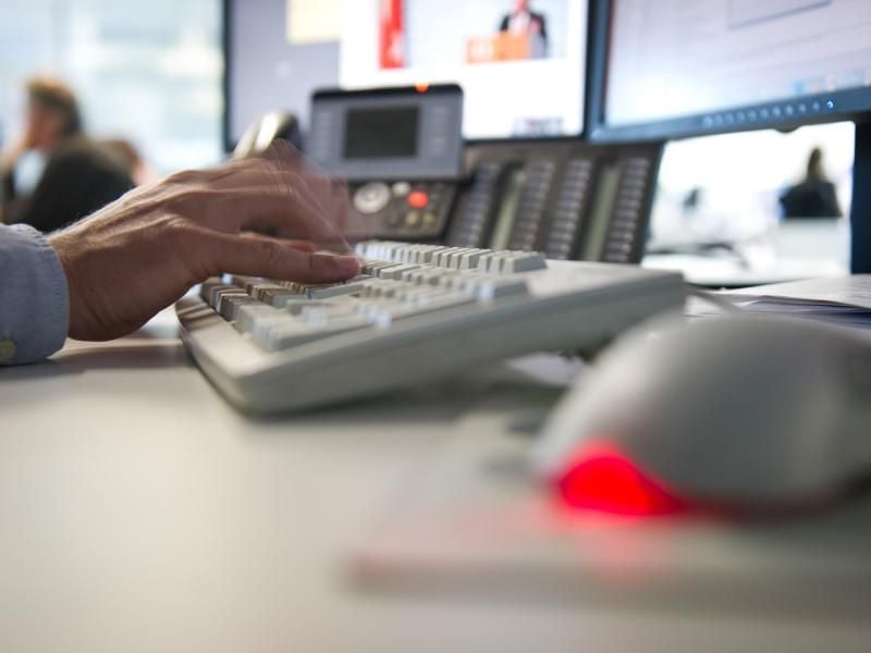 Grundsätzlich erwarten der Umfrage zufolge sieben von zehn Unternehmen in Deutschland Vorteile für einheitliche Wettbewerbsbedingungen in der EU durch die neue Grundverordnung. Foto: Daniel Naupold