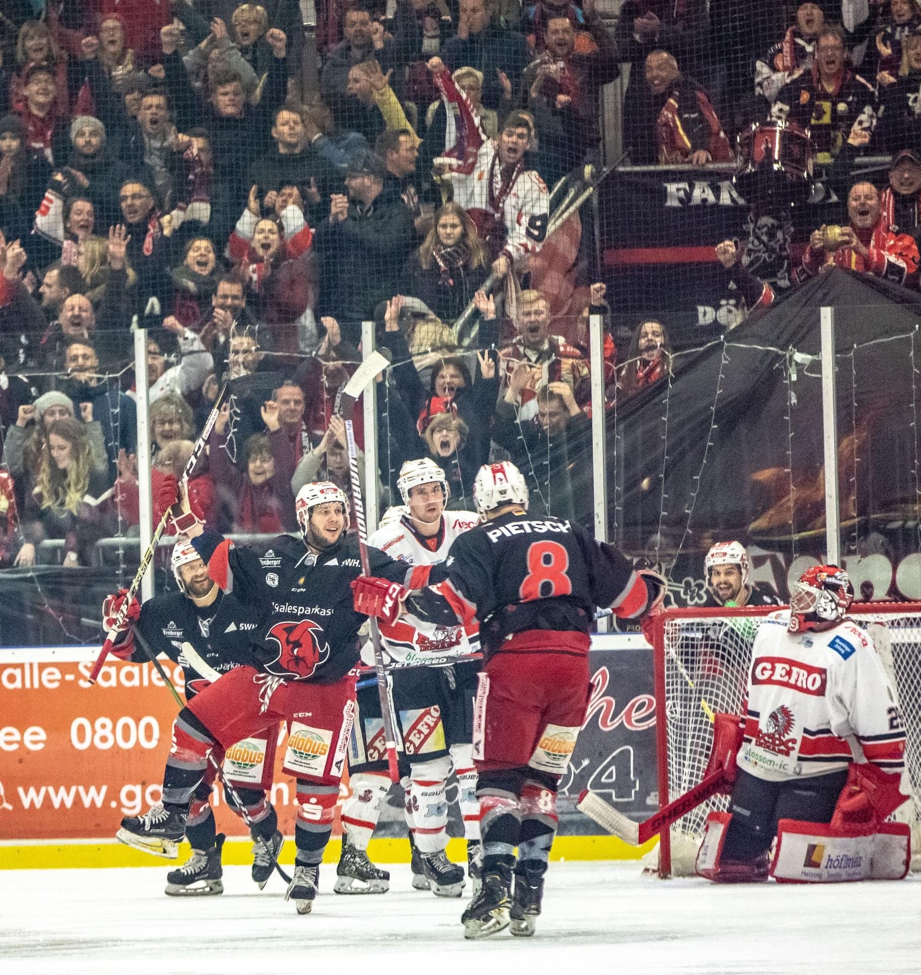 Gegen Memmingen erzielte Chris Francis fünf Tore für die Saale Bulls.