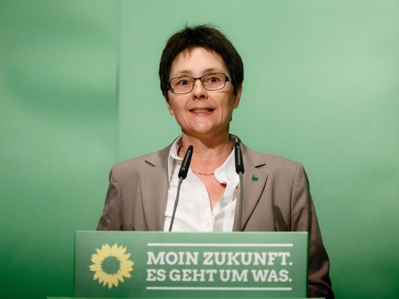 Finanzministerin Monika Heinold (Grüne) hält auf dem Landesparteitag eine Rede. Foto: Markus Scholz