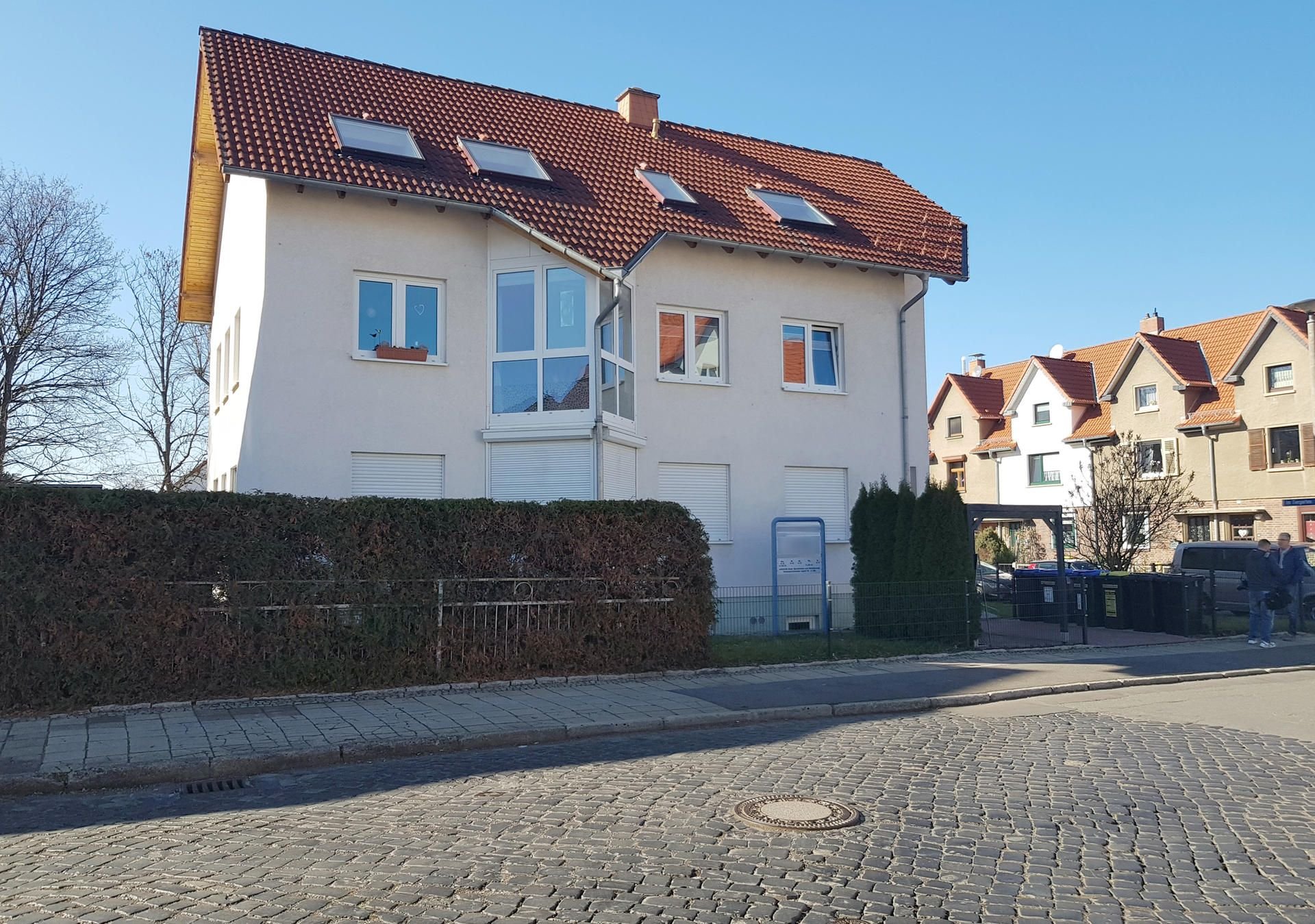 In diesem Haus in Erfurt hat Mark S. seine Praxis gemeinsam mit seiner Mutter.