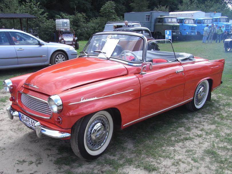 Die Moto-Cross-Strecke in Coswig ist Samstag Treffpunkt für Freunde von Oldtimern und alten Nutzfahrzeugen.