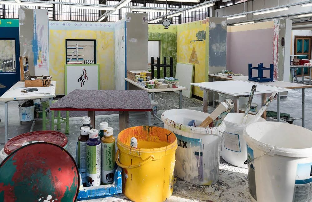 Ein Blick in die Malerwerkstatt der Jugendanstalt Raßnitz.