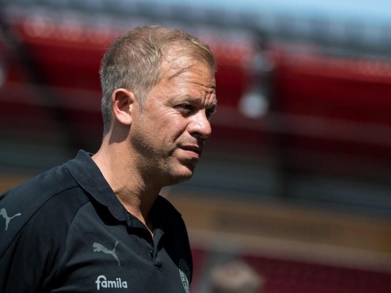 Der Trainer von Holstein Kiel, Markus Anfang. Foto: Sven Hoppe/Archiv