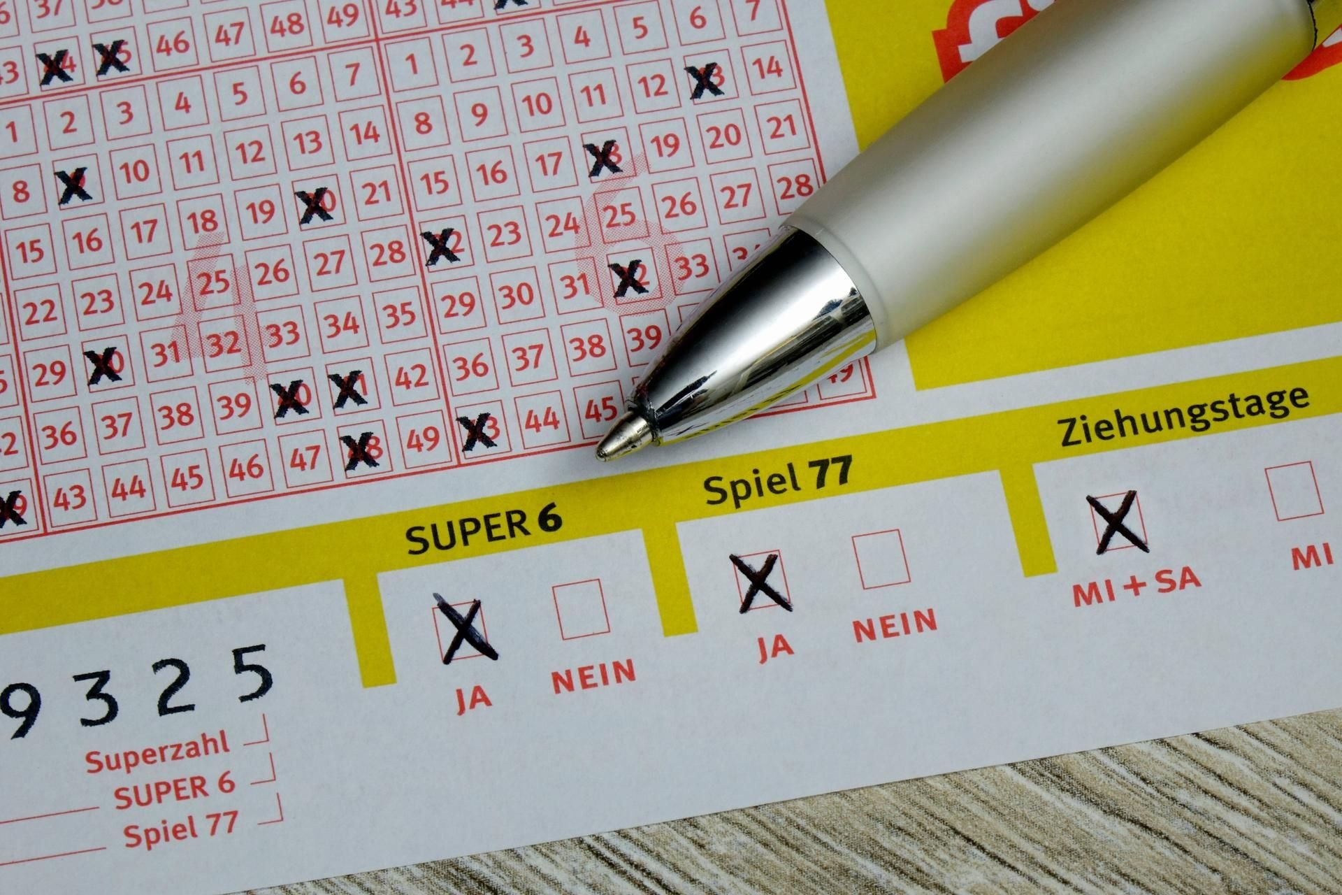 Die aktuellen Lottozahlen und Quoten sowie alle Infos zur Ziehung beim Lotto am Samstag, dem 4.04.2020, finden Sie hier.