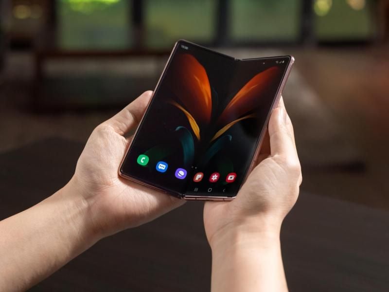 Das neue klappbare Samsung vom Typ „Galaxy Z Fold2 5G”. Foto: -/Samsung/dpa