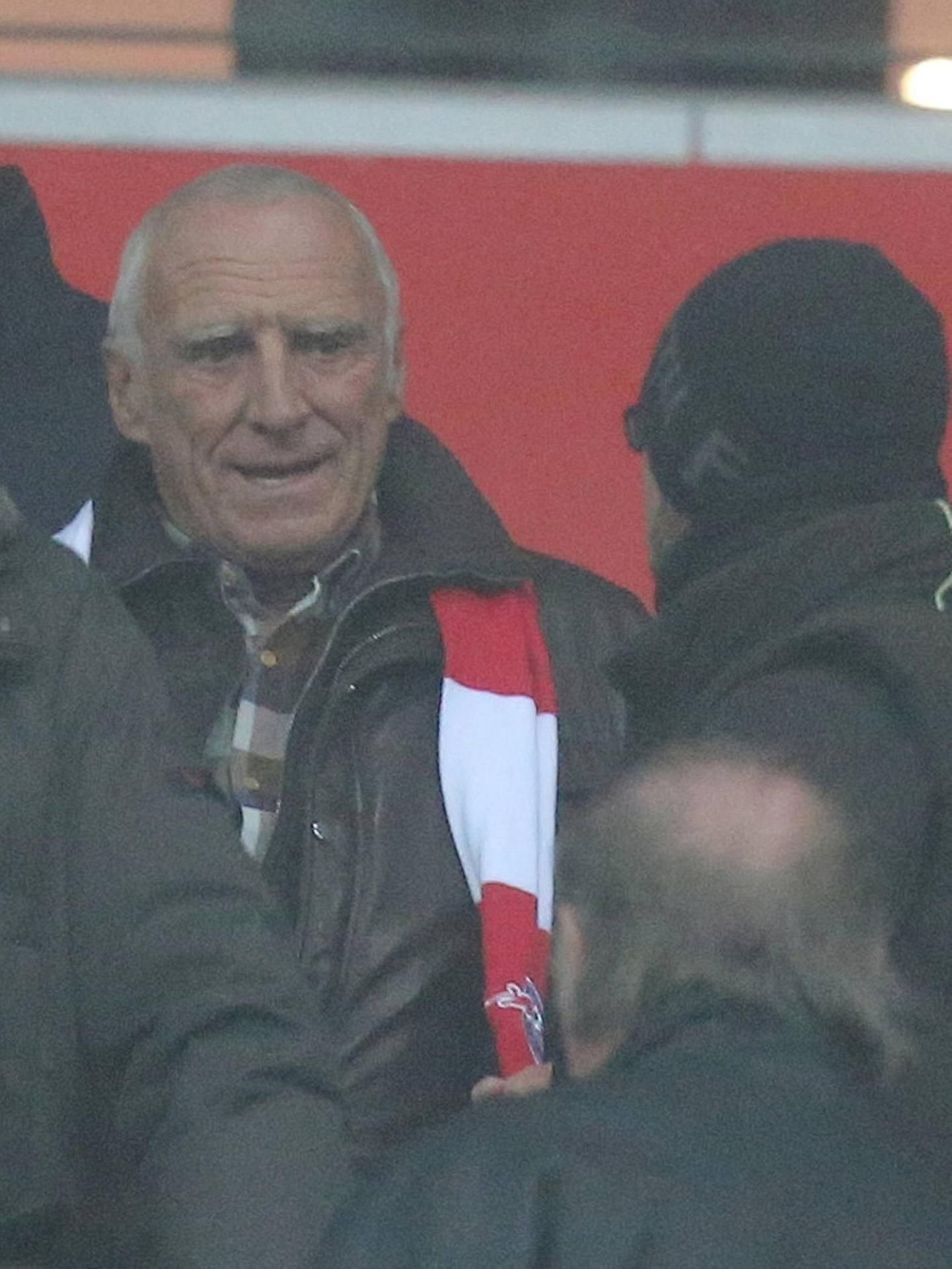 Der Red-Bull-Boss Dietrich Mateschitz schaut das Topspiel der 1. Bundesliga FC Bayern Muenchen gegen RB Leipzig am 21.12.2016 in München in der Allianz-Arena.