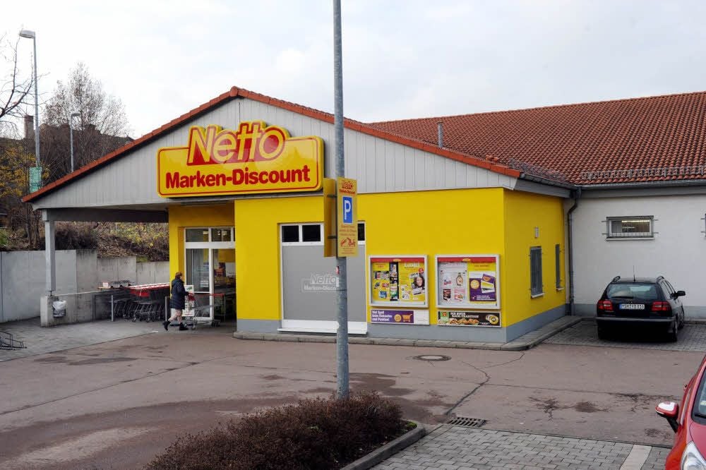 Der Netto-Markt in der Halleschen Straße in Eisleben.