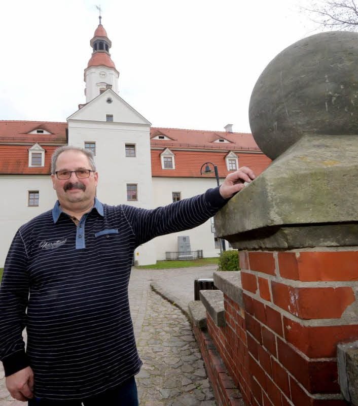 Das Schlossfest in Annaburg liegt Werner Müller und seinen Mitstreitern im Heimatfestverein seit vielen Jahren am Herzen. Im Juni wird die 180. Ausgabe gefeiert.