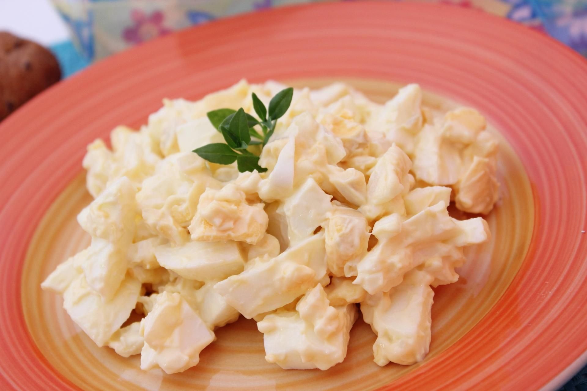 Fischfeinkost Gebrüder Hopf GmbH ruft Eiersalat zurück. (Symbolbild)