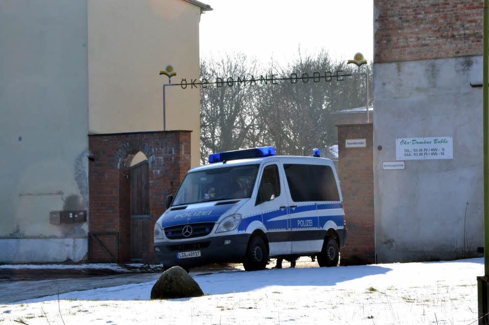 Polizeieinsatz in der ehemaligen Öko-Domäne in Bobbe