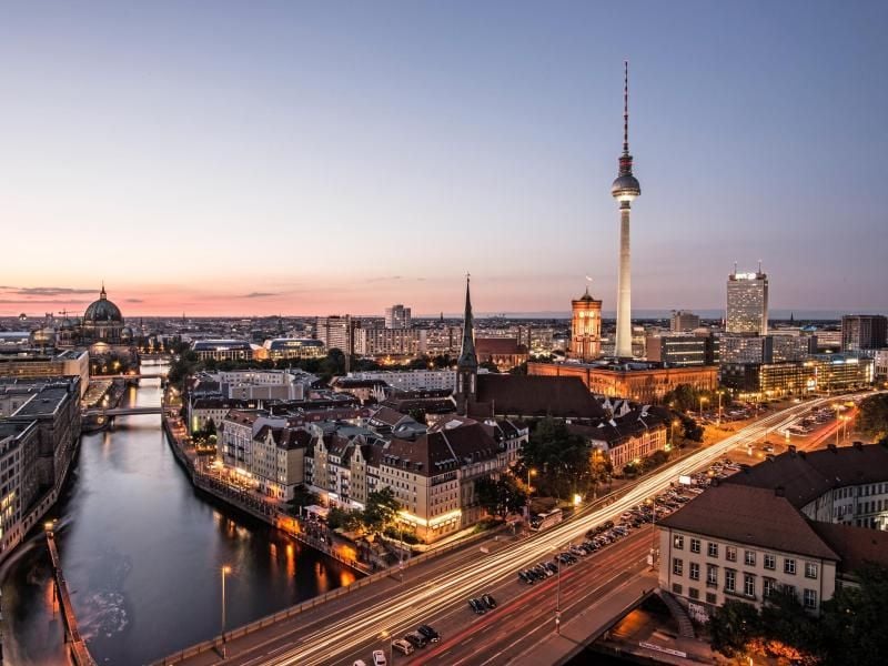 Würde man die Stadt Berlin und ihre Bewohner herausrechnen, wäre das BIP je Einwohner um 0,2 Prozent höher. Foto: Paul Zinken