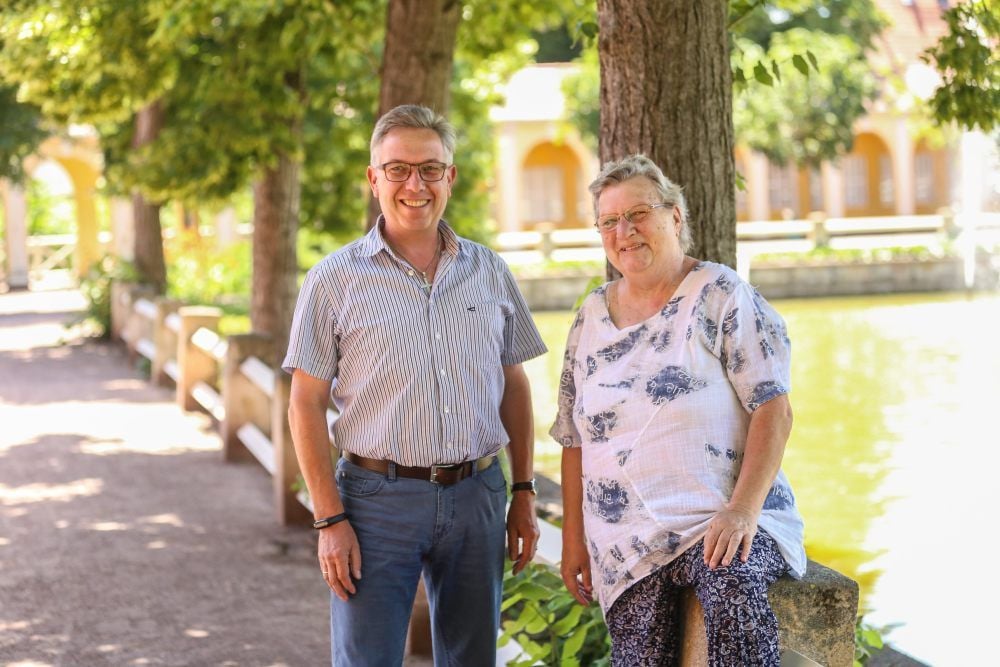 Manfred Schmied und Iris von Knobelsdorff leiten die Bürgerkontaktgruppe.