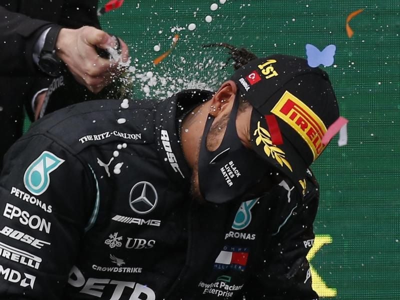 Lewis Hamilton wurde zum siebten Mal Formel-1-Weltmeister. Foto: Kenan Asyali/AP/dpa