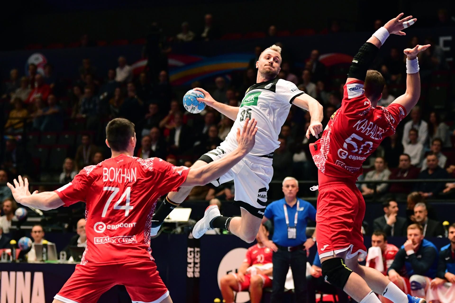 Handball-Nationalspieler Julius Kühn in Aktion