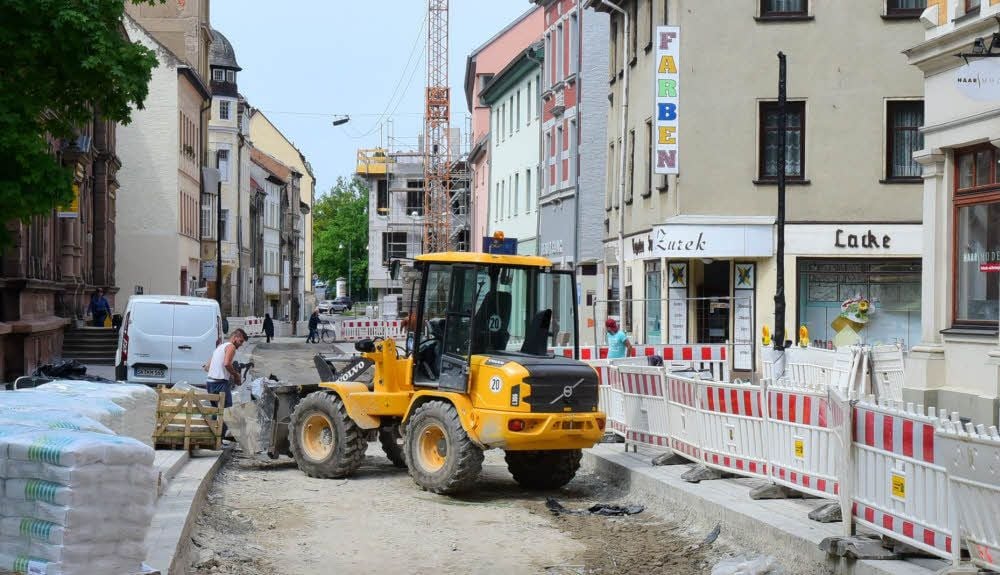 Eine Herausforderung auch für die Bauleute im Weißenfelser Rathaus: die Baustelle Saalstraße im Zentrum.