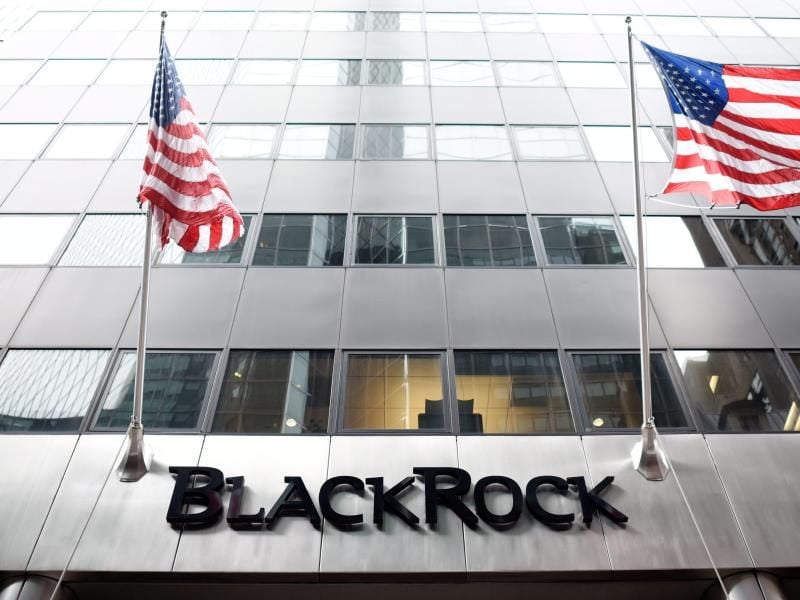 Eingang des Vermögensverwalters Blackrock in New York. Foto: Justin Lane/EPA