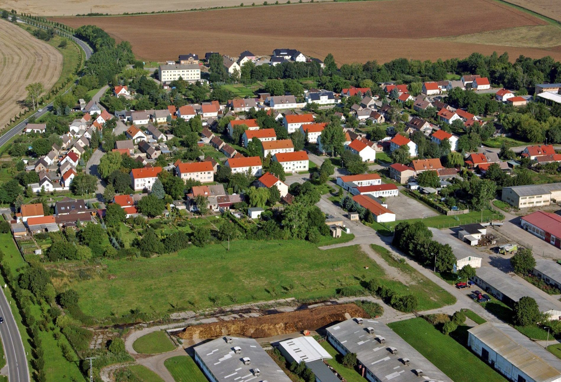 Eine Luftaufnahme von Neu Königsaue
