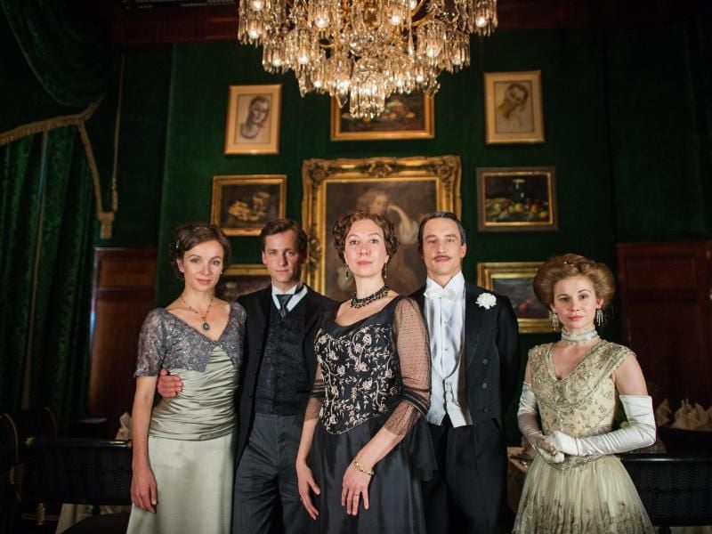 Das „Sacher”-Team (l-r): Julia Koschitz, Florian Stetter, Ursula Strauss, Laurence Rupp und Josefine Preuss. Foto: Christian Bruna
