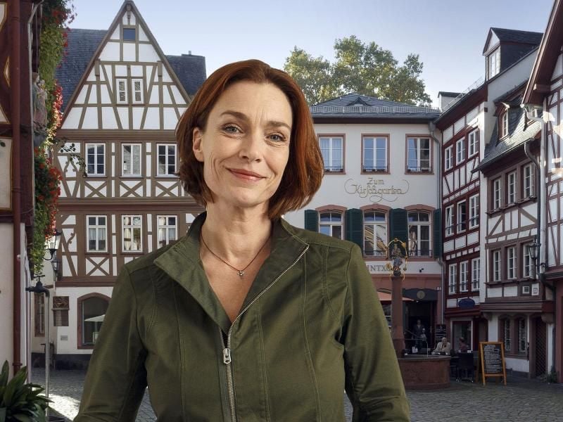 Aglaia Szyszkowitz spielt die Mainzer Gerichtsvollzieherin Billy Kuckuck, eine Frau mit Herz und Durchsetzungsvermögen. Foto: Kai Schulz