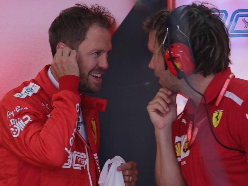 Auf der Rennstrecke von Spielberg in Österreich konnte Sebastian Vettel (l) noch nie gewinnen. Foto: Photo4/Lapresse/Lapresse via ZUMA Press