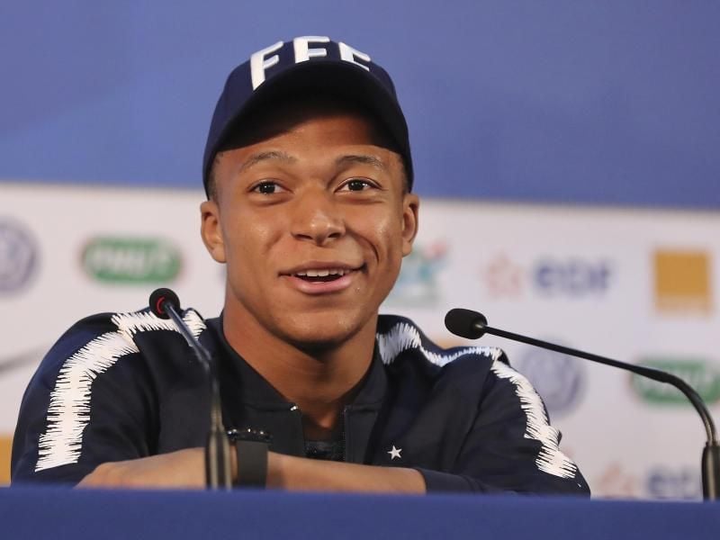 Kann nach seiner Trainingsverletzung aufatmen: Frankreichs Kylian Mbappe. Foto: David Vincent/AP