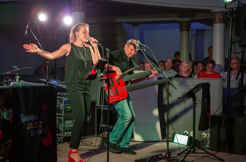 Vor einem Jahr begeisterte die Köstritzer Jazzband mit Anna-Marlene Bicking in der Michaeliskirche.