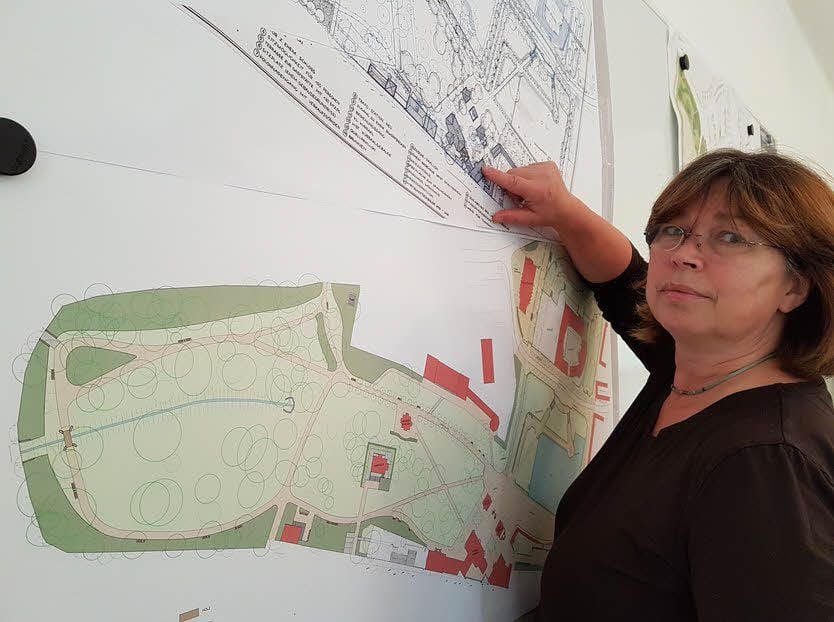 Landschaftsarchitektin Sigrun Därr hat Überlegungen zur Neugestaltung des Kurparks angestellt. Nur sanfte Ei ngriffe sind jedoch möglich und gewollt.