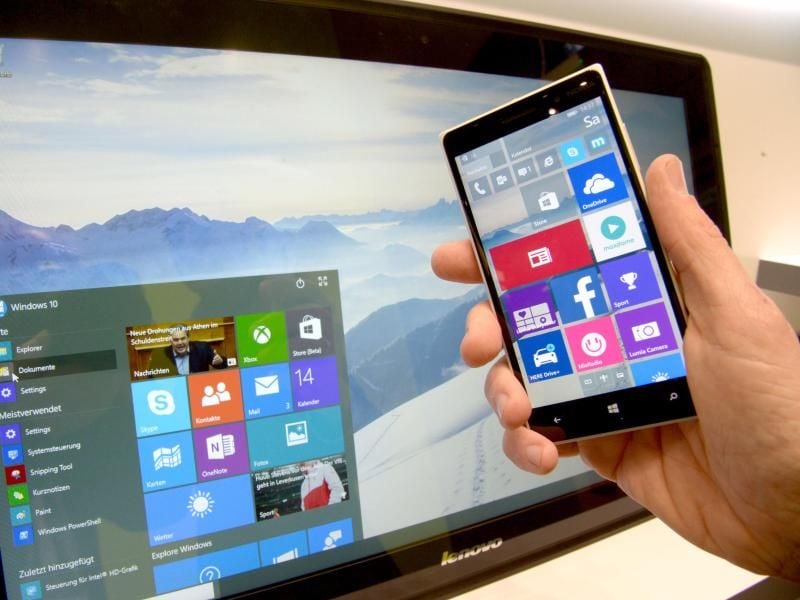 Für mehr Sicherheit lässt sich in Windows 10 das Smartphone mit dem Rechner koppeln. Foto: Peter Steffen