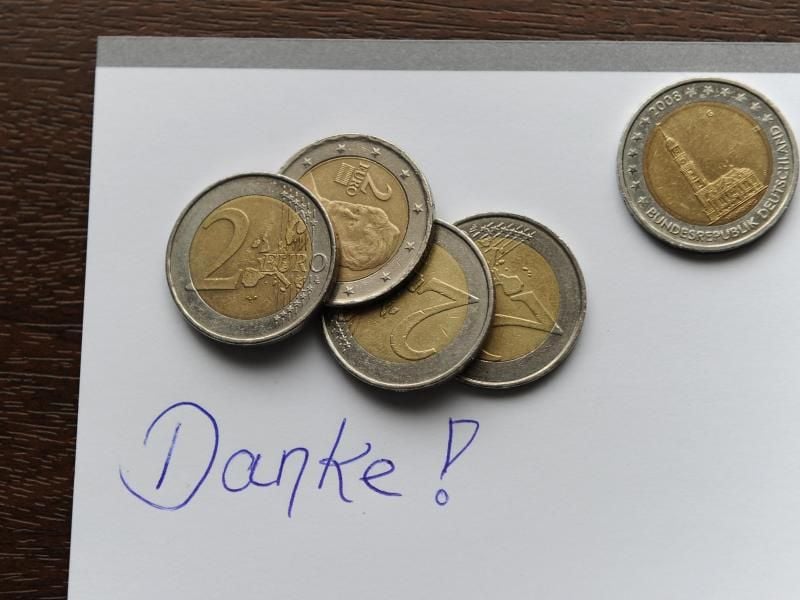 Trinkgeld ist die freiwillige Leistung eines Gastes. Auch auf Kreuzfahrten müssen Reisende daher selbst entscheiden können, ob sie es bezahlen oder nicht. Foto: Jens Kalaene/dpa