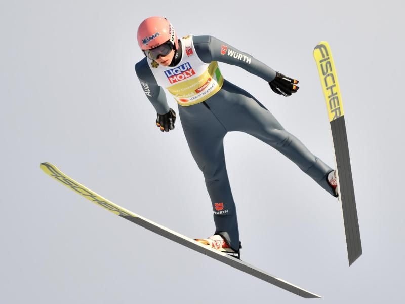 Karl Geiger hat das Einzelspringen beim Sommer-Grand-Prix in Hinterzarten gewonnen. Archivbild: Hendrik Schmidt Foto: Hendrik Schmidt