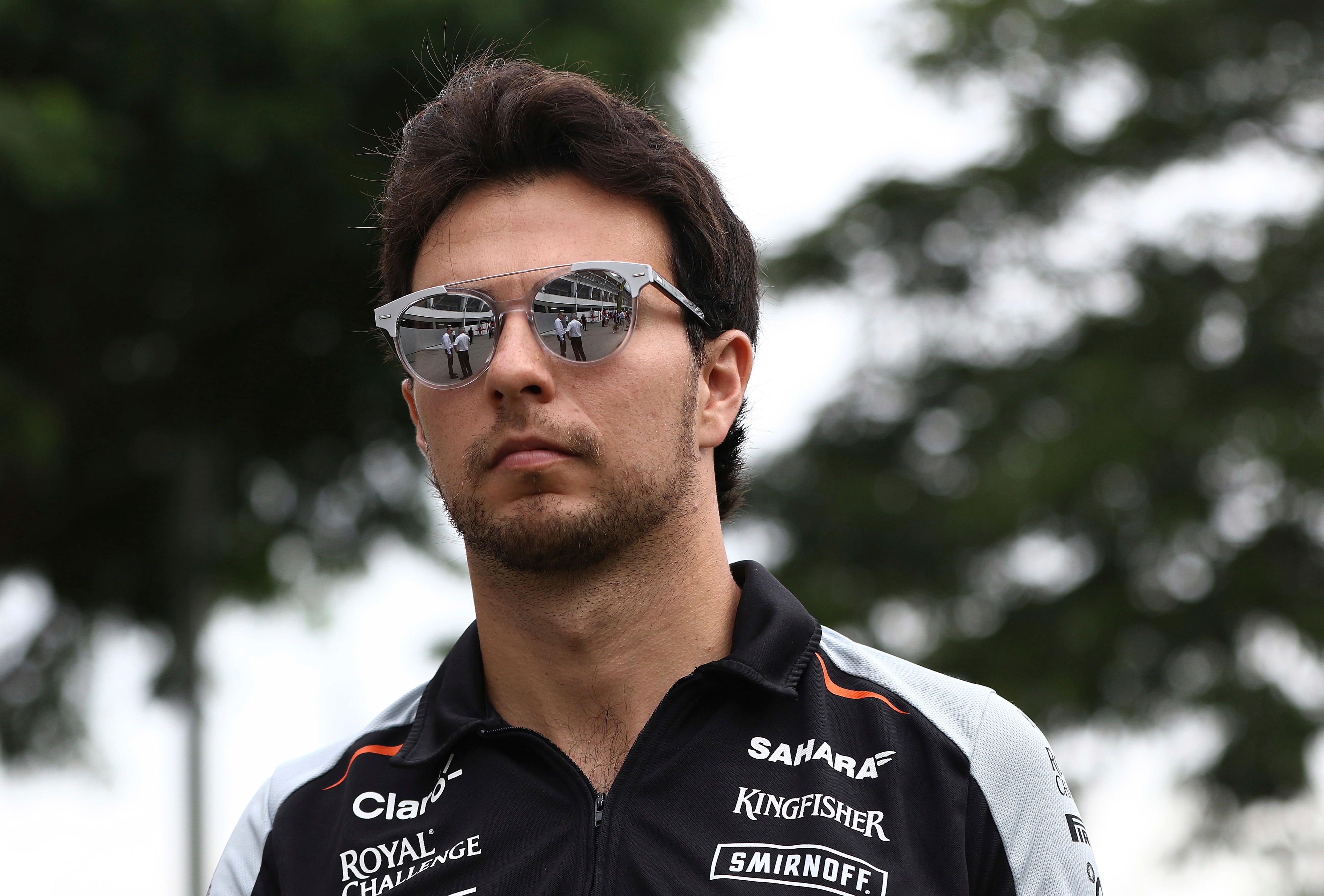 Sergio Perez hat seinen Brillensponsor vor die Tür gesetzt.