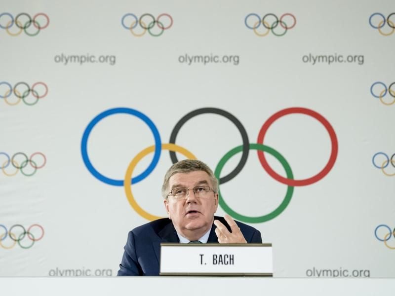 IOC-Präsident Thomas Bach bei einer Pressekonferenz nach der IOC-Vorstandssitzung in Lausanne. Foto: Jean-Christophe Bott/KEYSTONE