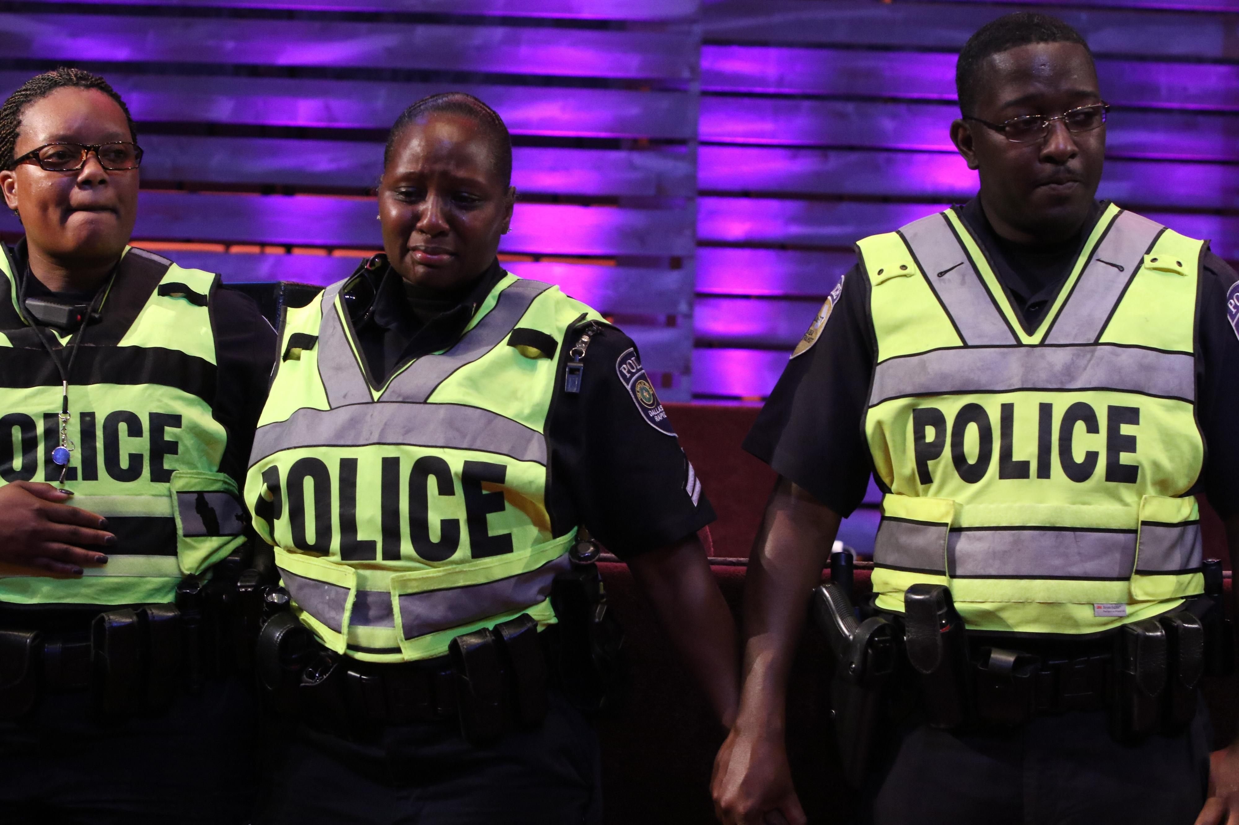 "Blue Lives Matter" kämpft nach den Todesschüssen in Dallas für mehr Sicherheit der Beamten.
