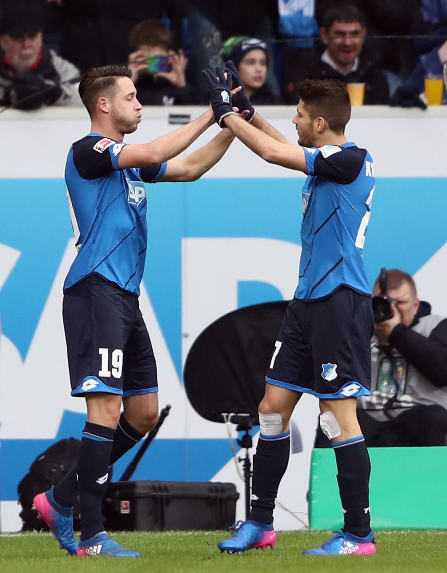 TSG in Torlaune: Jubel bei Uth und Kramaric