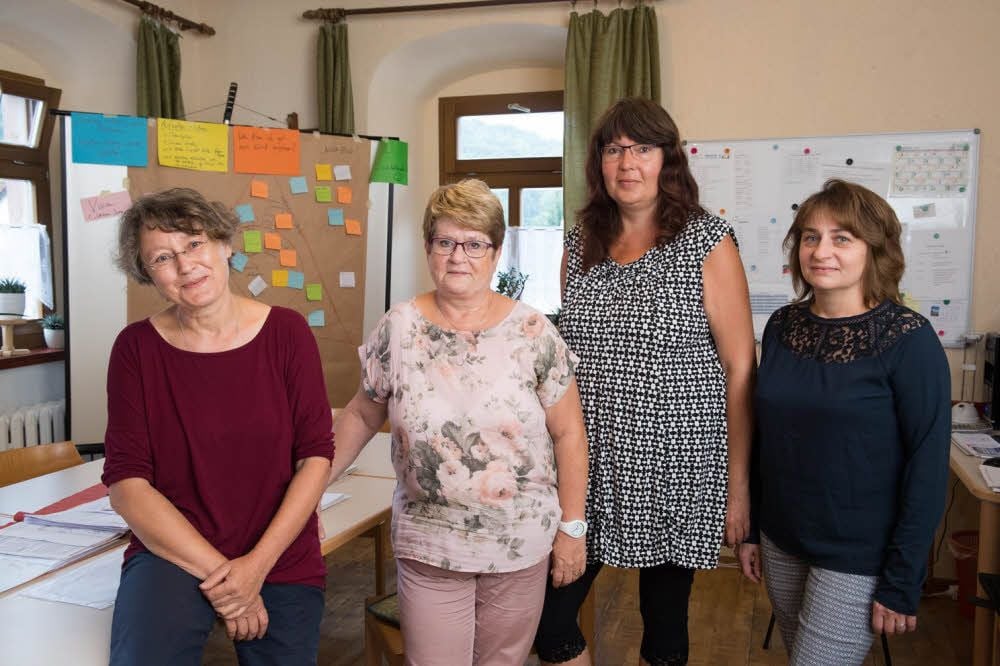 Christiane Winter, Ute Dumrose, Bärbel Munter und Sandra Schmidtchen (von links) zählen zum Betreuungsteam in Thalwinkel.