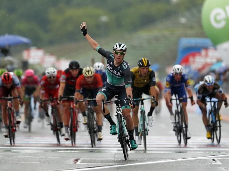 Sam Bennett vom Team Bora-Hansgrohe hat nach der 7. Etappe auch die 12. Etappe der Italien-Rundfahrt gewonnen. Foto: Yuzuru Sunada/BELGA