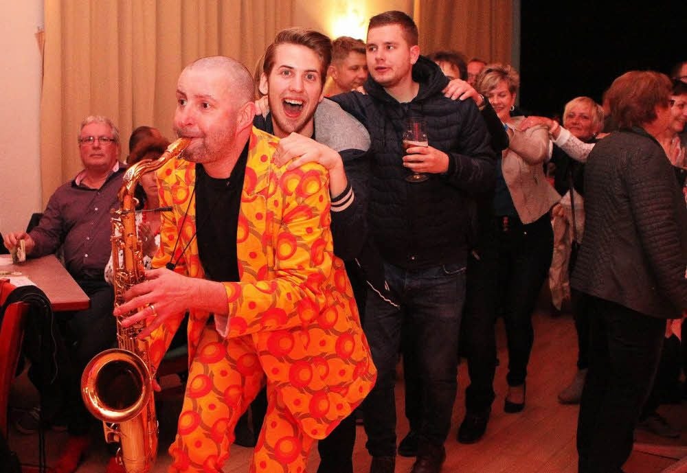 Bernburgs Entertainer „Trompeti“ sorgt auch beim Klosterfest wieder für Stimmung.