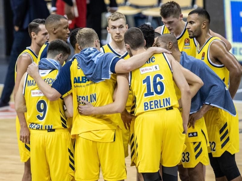 Bei Alba Berlin sind mittlerweile sechs Corona-Fälle bestätigt. Foto: Andreas Gora/dpa