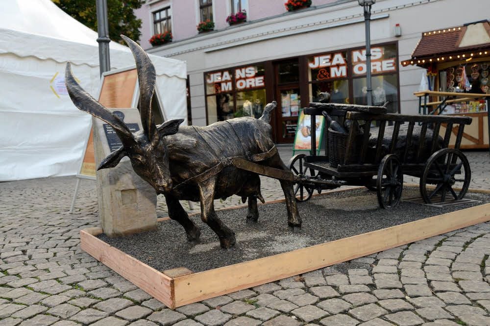 Während des jüngsten Zuckerfestes war die Zuckerziege auf dem Roßmarkt zu sehen.