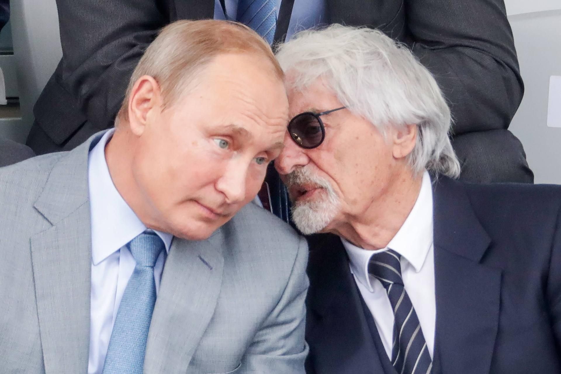 Bernie Eccleston (r.) ist ein großer Bewunderer von Russlands Präsidenten Wladimir Putin (l.).