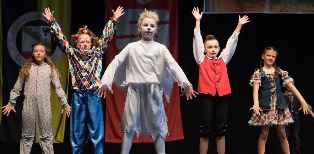 Die Kinder des Karsdorfer Karnevalsvereins hatten sich für ihren Schautanz das Thema „Mein Spielzeug in der Nacht“ ausgesucht.