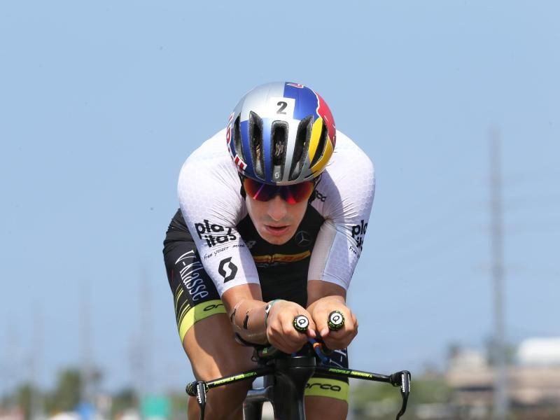 Triathlet Sebastian Kienle auf dem Rad. Foto: Thierry Deketelaere/ZUMA Wire
