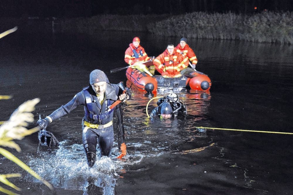 Erfolglos blieb der Einsatz der DLRG-Taucher im Schachtteich Elsnigk auf der Suche nach einem vermeintlichen Toten.