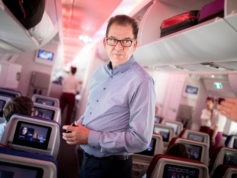 Entwicklungsminister Gerd Müller auf dem Weg nach Bagdad. Foto: Kay Nietfeld