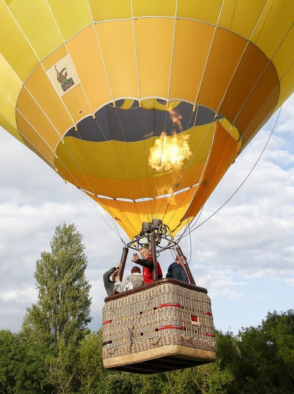 Und schon schwebt der Ballon.