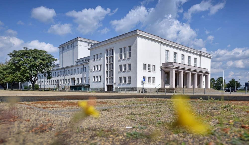 Die Chemieparkgesellschaft hat einen Abrissantrag für den Kulturpalast in Bitterfeld gestellt.
